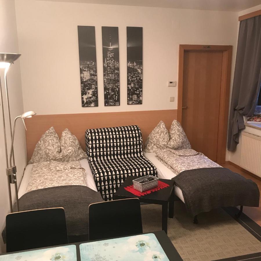 Lg Cosy Apartment Korneuburg Eksteriør bilde